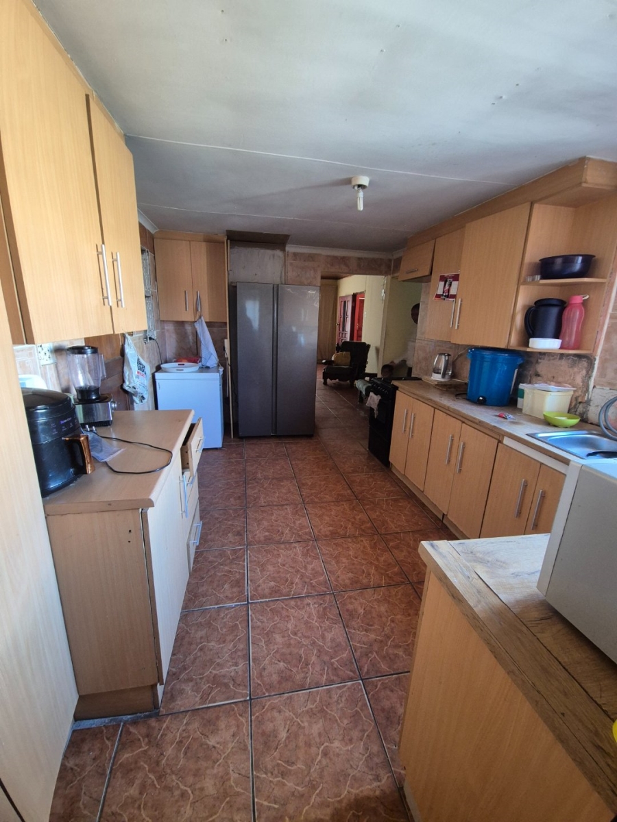 3 Bedroom Property for Sale in Zwide Eastern Cape
